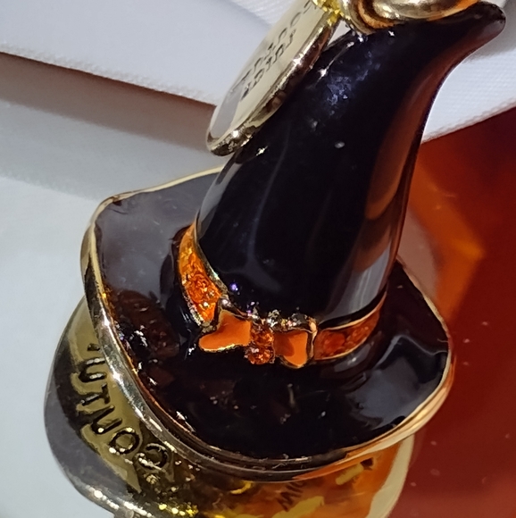 Juicy Couture Enamel Orange & Black Pointed Witches Hat Never Removed From 🎁NWT - Picture 5 of 9